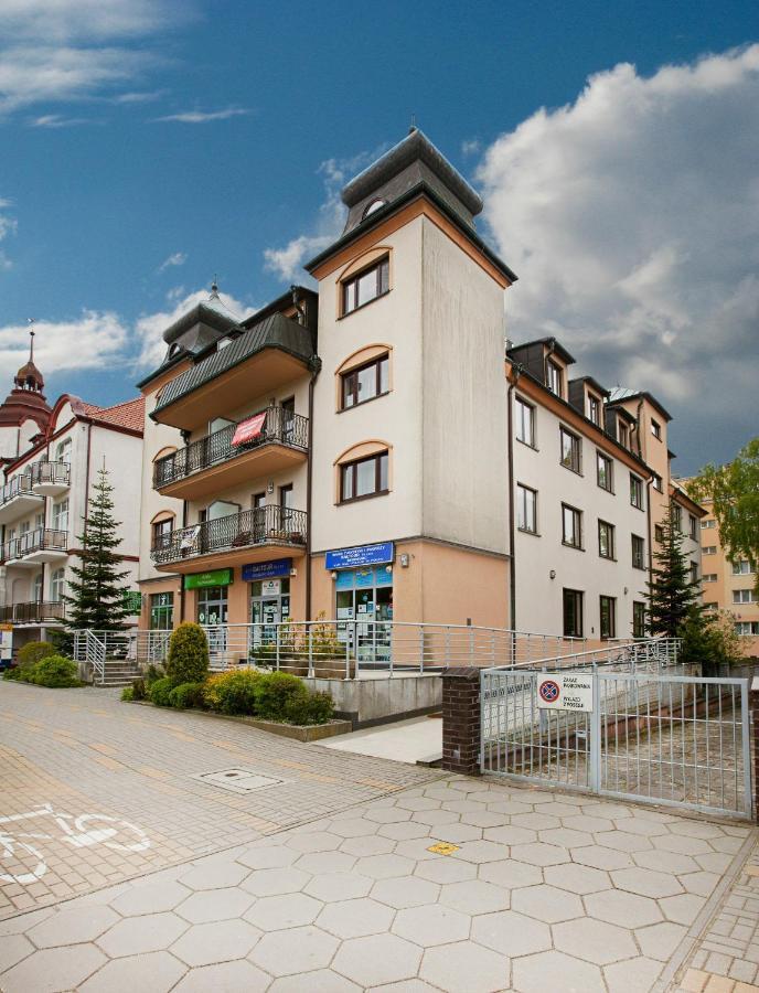 Apartment -zeromskiego 5 *